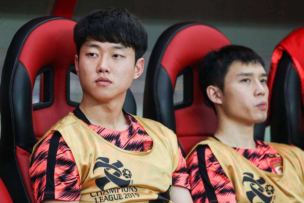 今晚体能课后，广州队更衣室发声备战意甲，底气十足，赛程密集仍需轮换的简单介绍-体育App